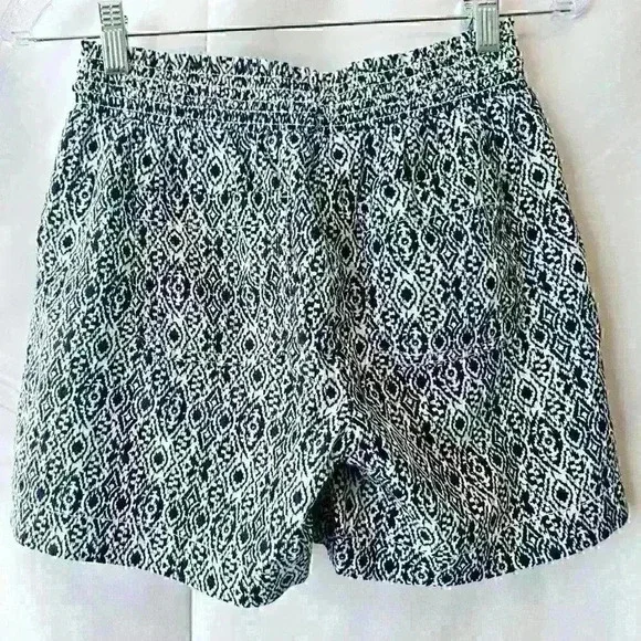 ✨Like New✨ Briggs Linen Blend Pull-On Shorts, Blue & White, Size XS - Picture 6 of 6